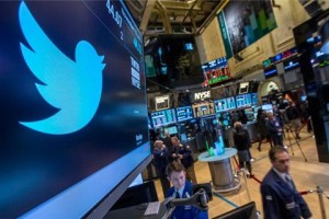 The Twitter symbol is displayed at the post where the stock is traded on the floor of the New York Stock Exchange on 15 November 2013. (Reuters Photo)