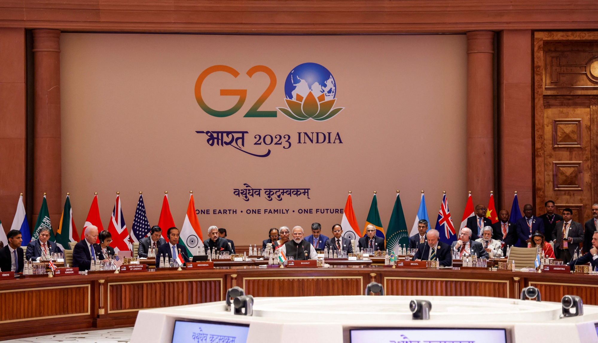 G20 Leaders Summit focuses on debt, economic development and climate ...