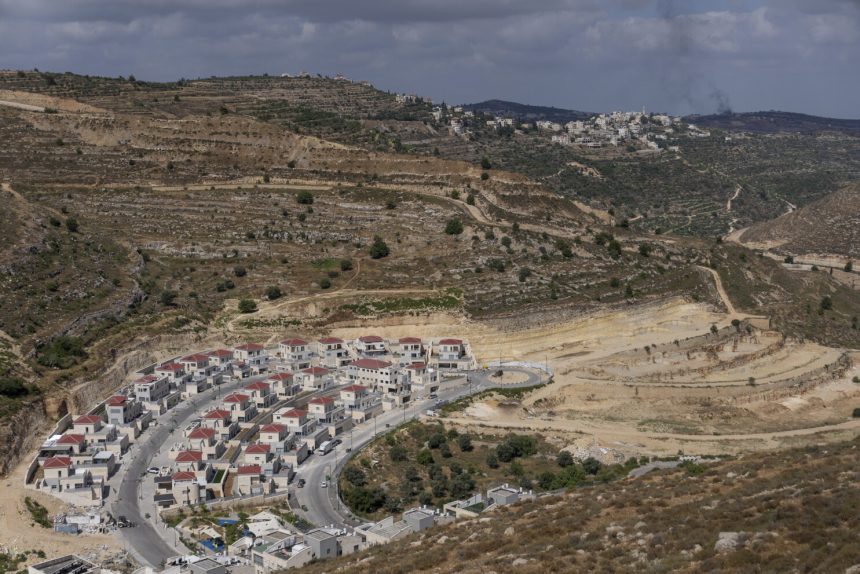 Palestinian presidency condemns proposed Israeli settlement expansion budget boost