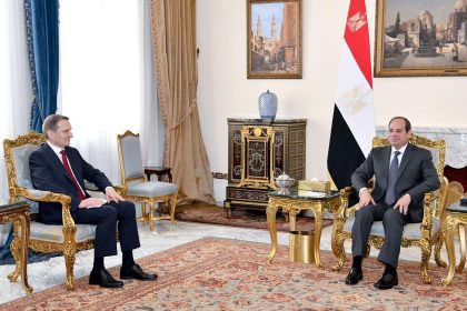 Egyptian president meets Russian intelligence chief to discuss regional stability