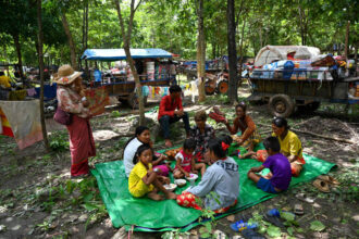 Thai, Cambodian leaders to meet in Malaysia for ceasefire talks