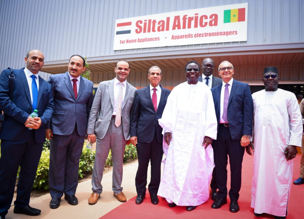 Egypt's Foreign Minister opens business forum in Senegal to boost trade
