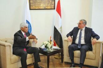 Minister of Petroleum and Mineral Resources Karim Badawi with Abdulkarim Abdullah Al-Mutawa, Chairperson of the International Pipe Industry Company (IPIC)