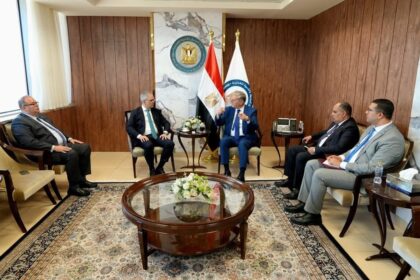 Egypt's Petroleum Minister, SLB discuss exploration and production support