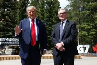 Gaza crisis, trade on agenda as Trump hosts Starmer in Scotland