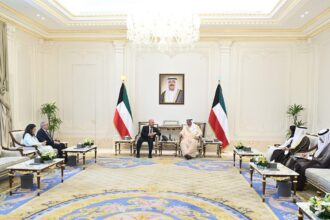 Kuwait's Crown Prince, Egyptian minister discuss strengthening cooperation