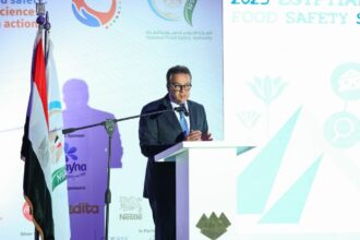 Minister of Health and Population Khaled Abdel Ghaffar
