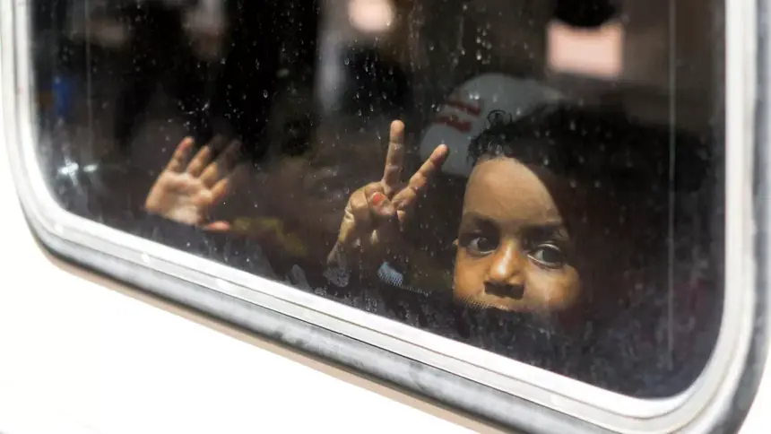 Voluntary return train for Sudanese refugees continues journeys from Cairo