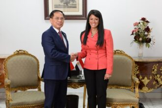 Egyptian Planning Minister Rania Al-Mashat with Vietnamese Deputy Prime Minister Bui Thanh Son