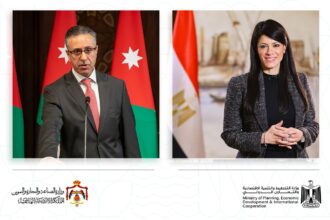 Egyptian Minister of Planning, Economic Development, and International Cooperation, Rania Al-Mashat (R) and Jordanian Minister of Industry, Trade, and Supply, Yarub Falah Al-Qudah (L)