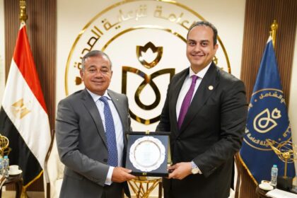 Egypt, ADIB explore strategic partnership in digital healthcare, investment