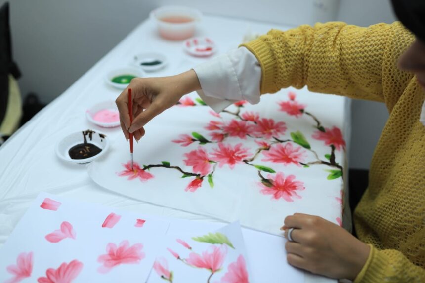 Korean Cultural Centre in Cairo launches folk painting workshop