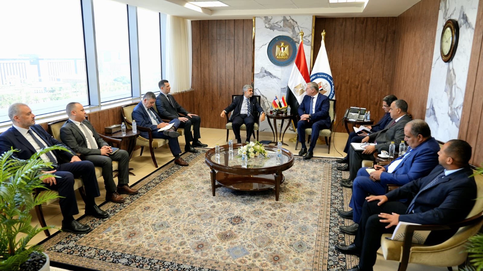 Egypt explores mining cooperation with Chile’s ambassador, ENAP Sipetrol delegation