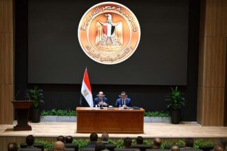 Egypt's PM urges heads of new cities to step up efforts on sanitation, maintenance