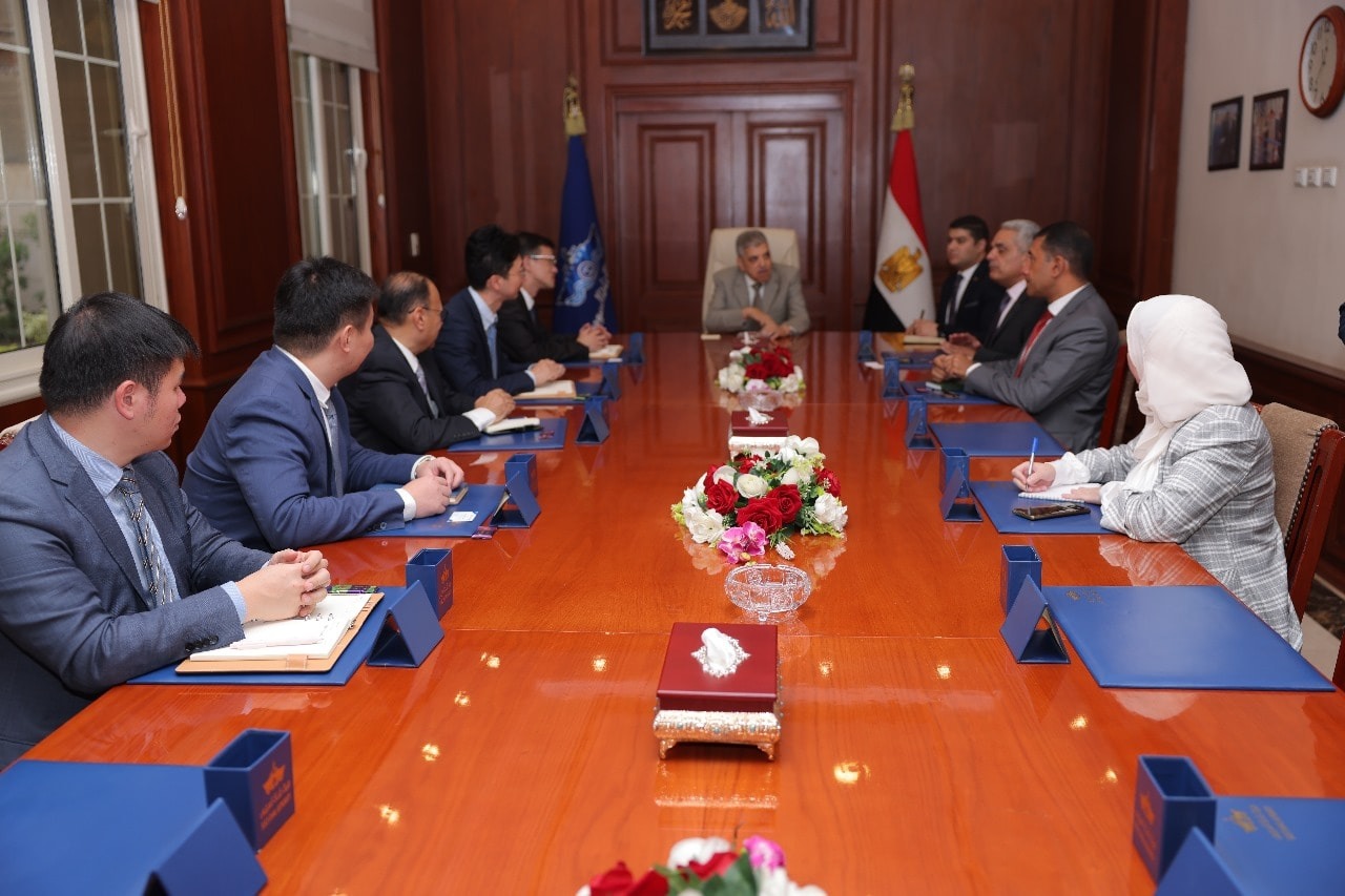 Suez Canal explores cooperation with China’s CSTC to develop shipyards, subsidiaries