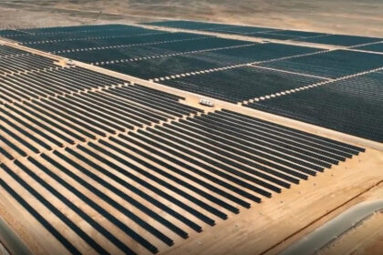 First phase of Iran's $330 million solar plant goes online