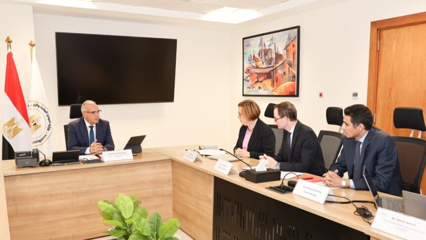 Egypt, AFD discuss Delta Barrages upgrade, national drainage projects