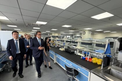 Egypt explores cooperation with China’s Ningbo Pathology Center on AI-powered digital diagnostics