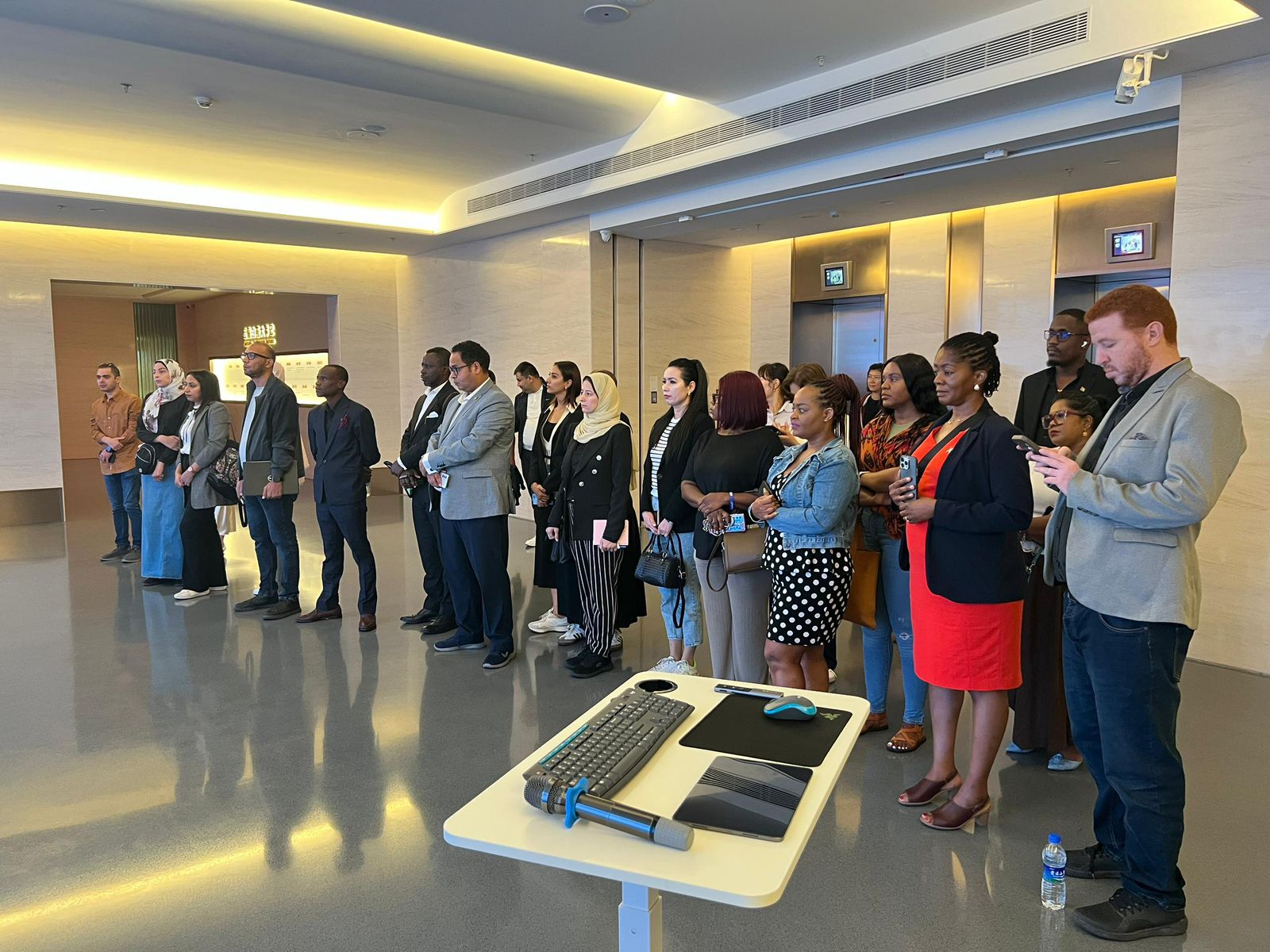 Egyptian BRI seminar participants visit Yunnan Baiyao pharmaceutical company in Kunming