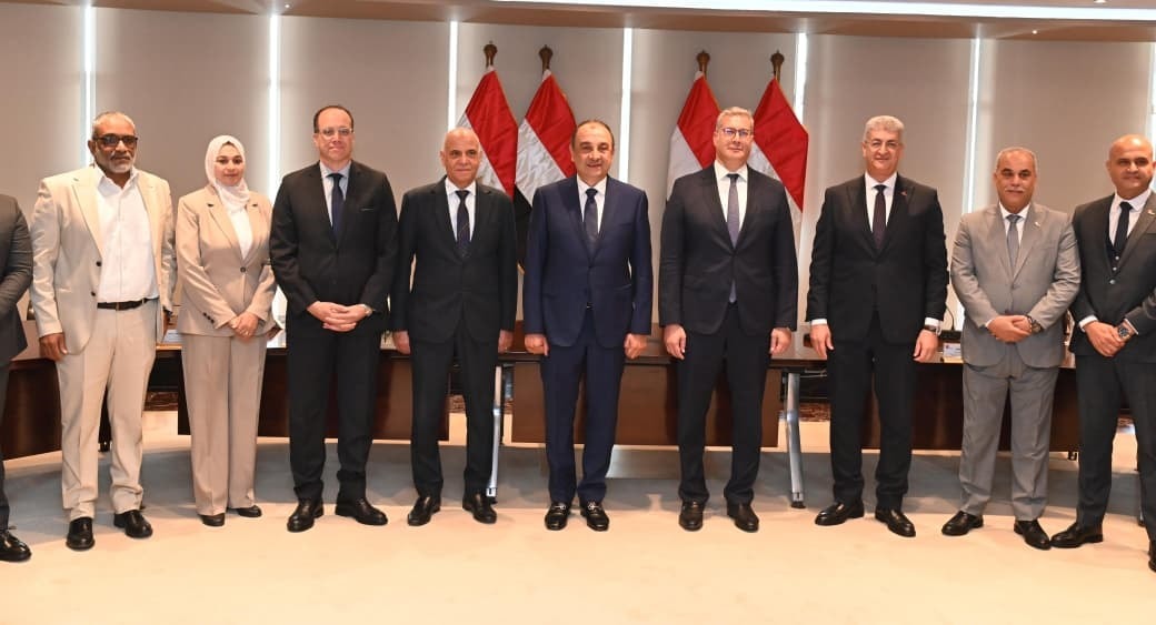 EGOTH, Petrojet sign EGP 120m deal to rehabilitate, operate Jet Beach Hotel in Ain Sokhna