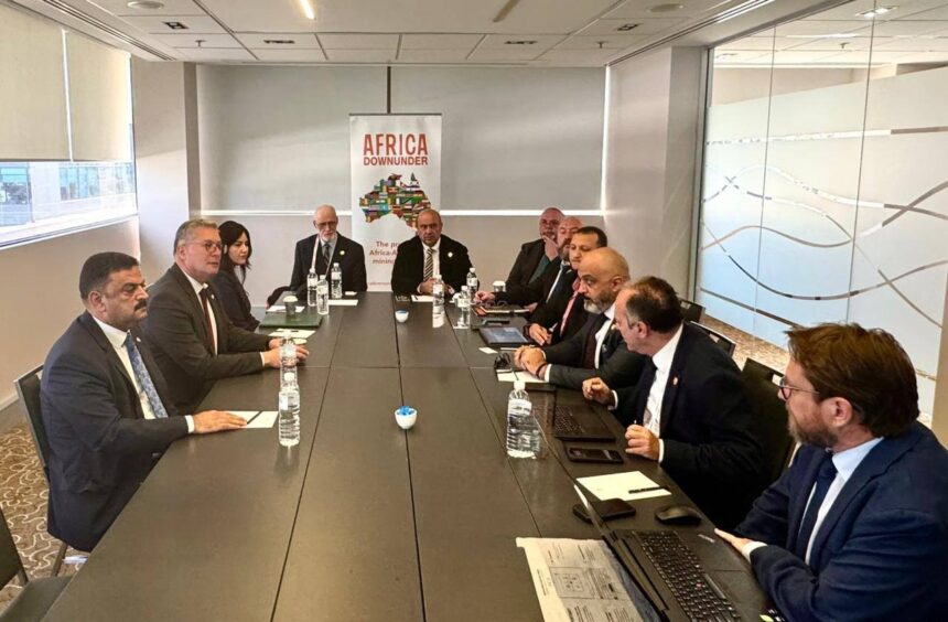 Petroleum Minister discusses development of Iqat gold mine to place it on global map