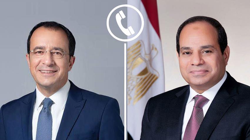 Egypt’s President Abdel Fattah Al-Sisi (R) and Cypriot President Nikos Christodoulides (L)