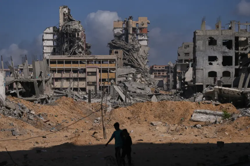 Cautious calm in Gaza as Egypt drives peace push