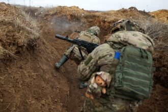 Trump urges Ukraine conflict freeze, dashes Zelenskyy's hopes for advanced arms