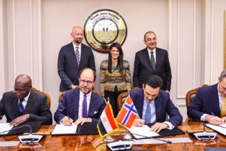 Egypt seals deal for "Dandara" Solar Project to power aluminium giant, bolster green exports