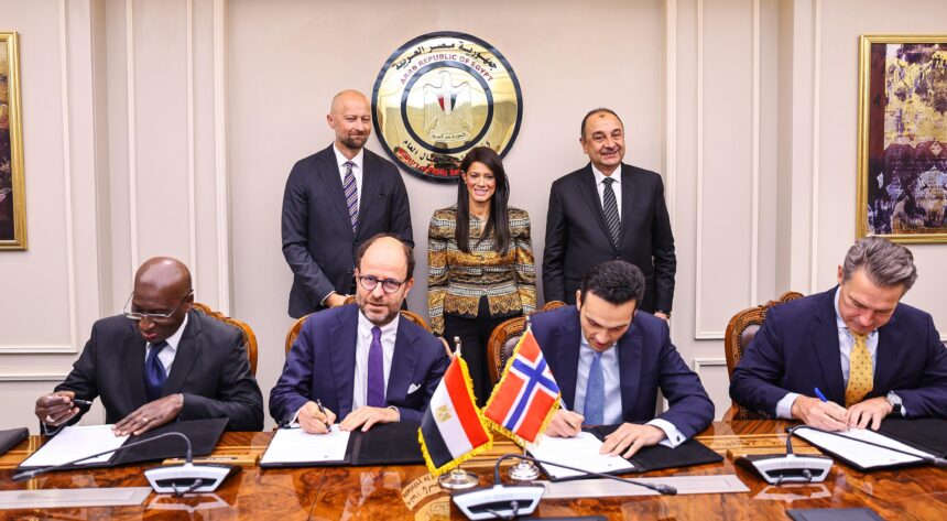 Egypt seals deal for "Dandara" Solar Project to power aluminium giant, bolster green exports