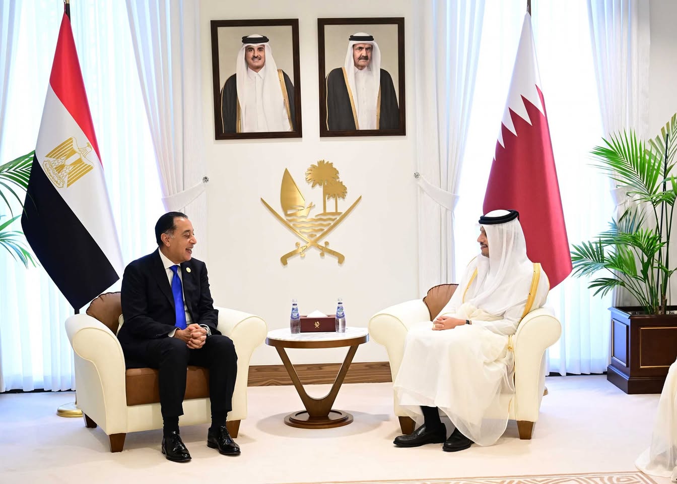 Madbouli seeks to boost Qatari investments, reaffirms support for Yemen at Doha Summit
