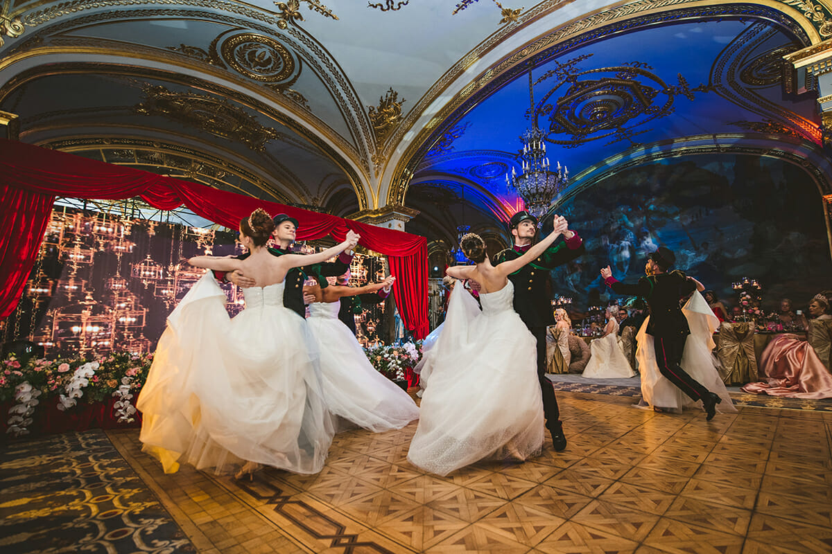 „Royalty on the Nile”: Der Grand Ball von Monte Carlo kommt nach Kairo – ...