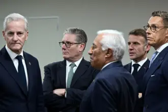 European leaders say US 28-point Ukraine peace draft needs more work, reject any change of borders by force