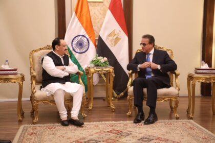 Egypt, India explore cooperation in high-tech pharmaceutical manufacturing, health investments