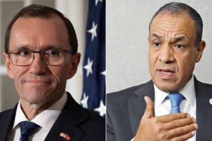 Egypt’s Foreign Minister Badr Abdelatty (R) and Norwegian Foreign Minister Espen Barth Eide (L)