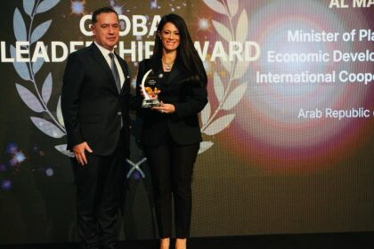 Egypt's Al-Mashat receives Global Leadership Award in Doha, highlights $97bn African FDI