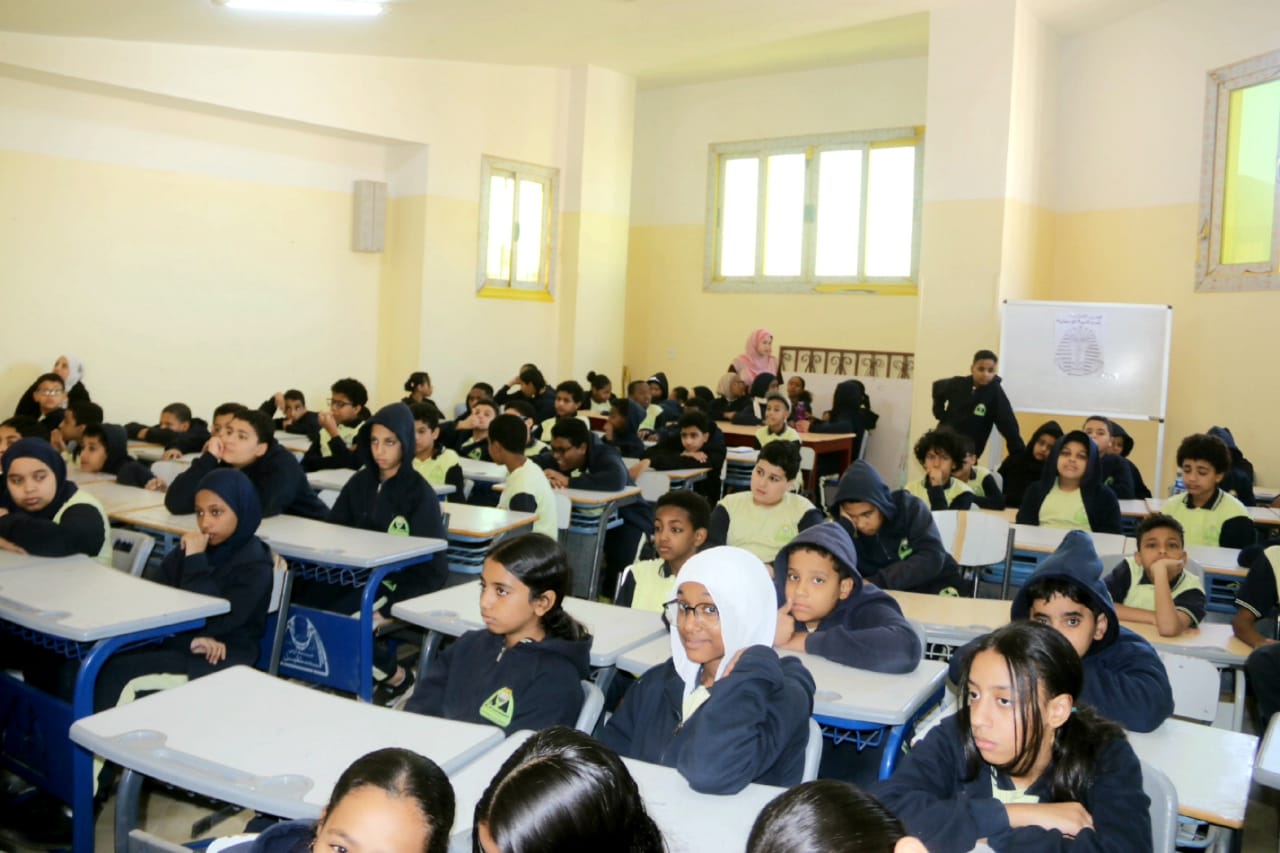 Zahi Hawass Foundation launches youth archaeology awareness campaign in Aswan