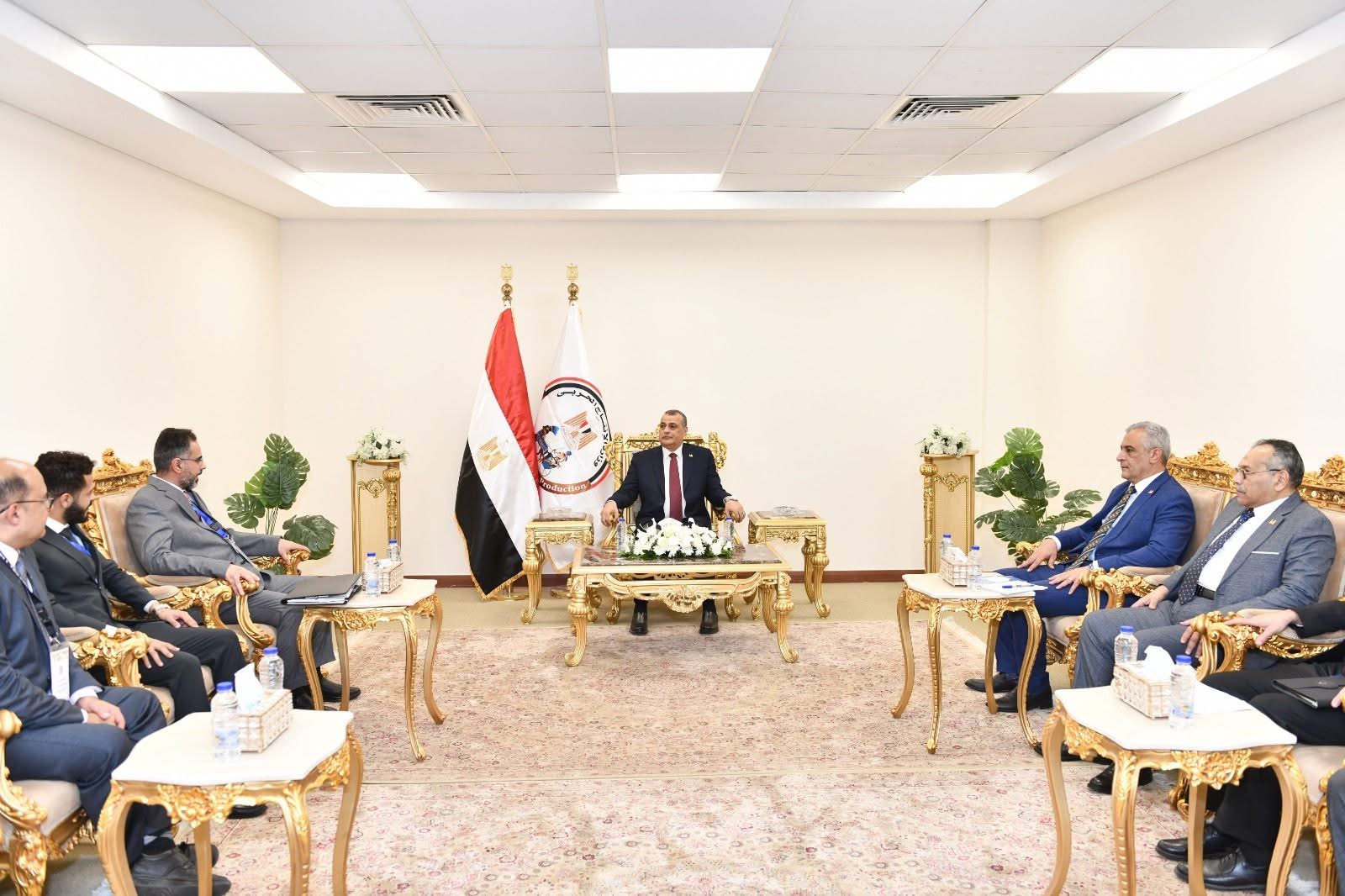 Egypt discusses rehabilitating Iraqi factories, supplying defence equipment at EDEX 2025