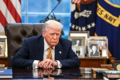 Trump vows to "wipe Iran off the face of the earth" if assassination threats carried out