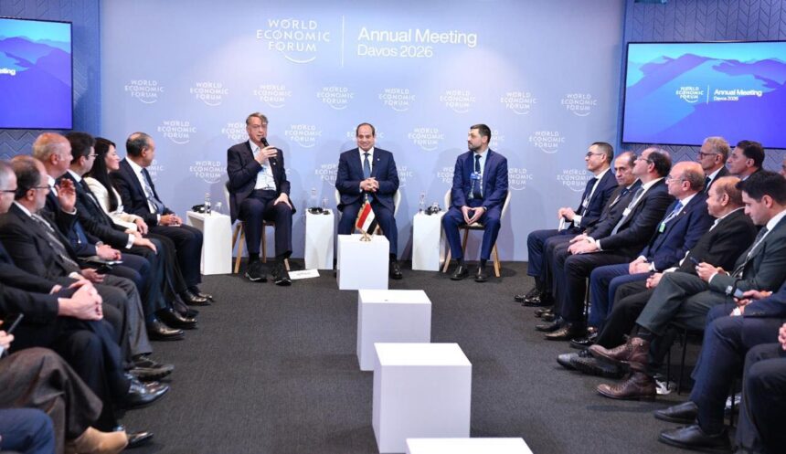 Al-Sisi invites global CEOs to invest in Egypt as economic indicators improve