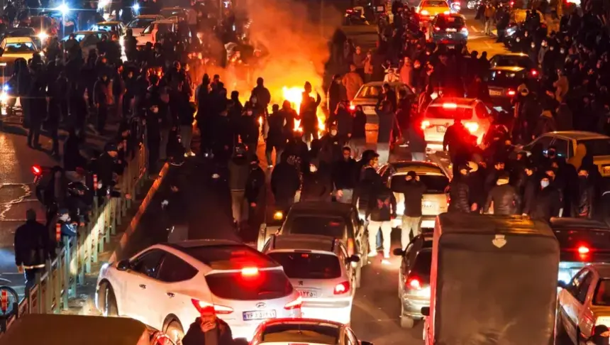 Iran protests death toll tops 2,500 as US diplomacy ends and Tehran unrest escalates