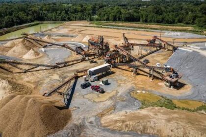 Egypt approves 53 mining licence issuances, renewals in Q4 2025