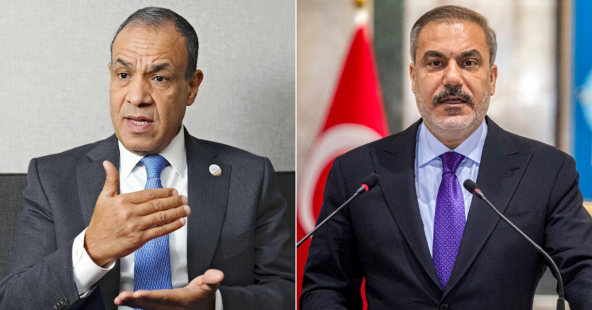Egyptian Foreign Minister Badr Abdelatty (L) and Turkish Foreign Minister Hakan Fidan (R)