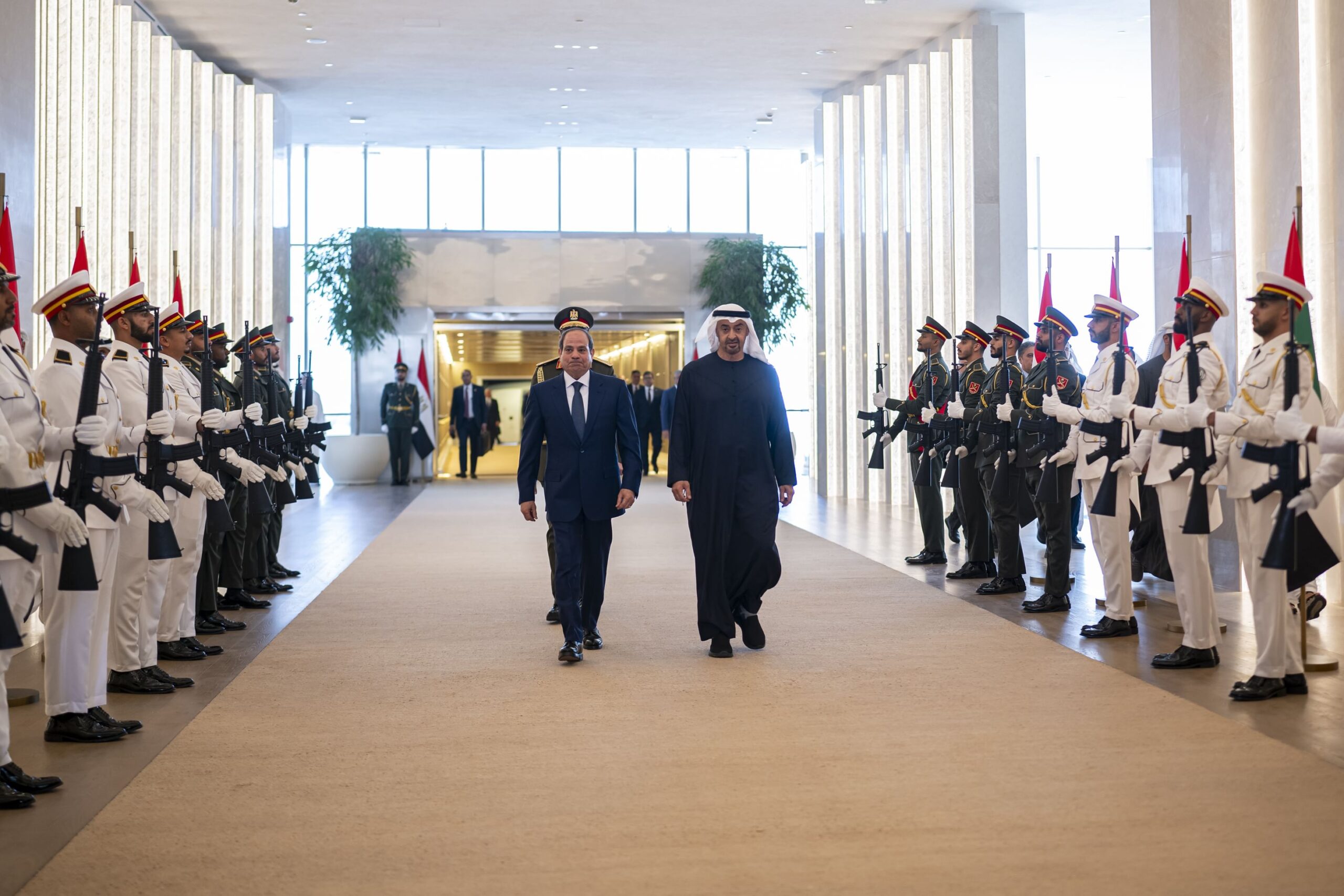 Al-Sisi, UAE president discuss investment ties, Gaza situation in Abu Dhabi