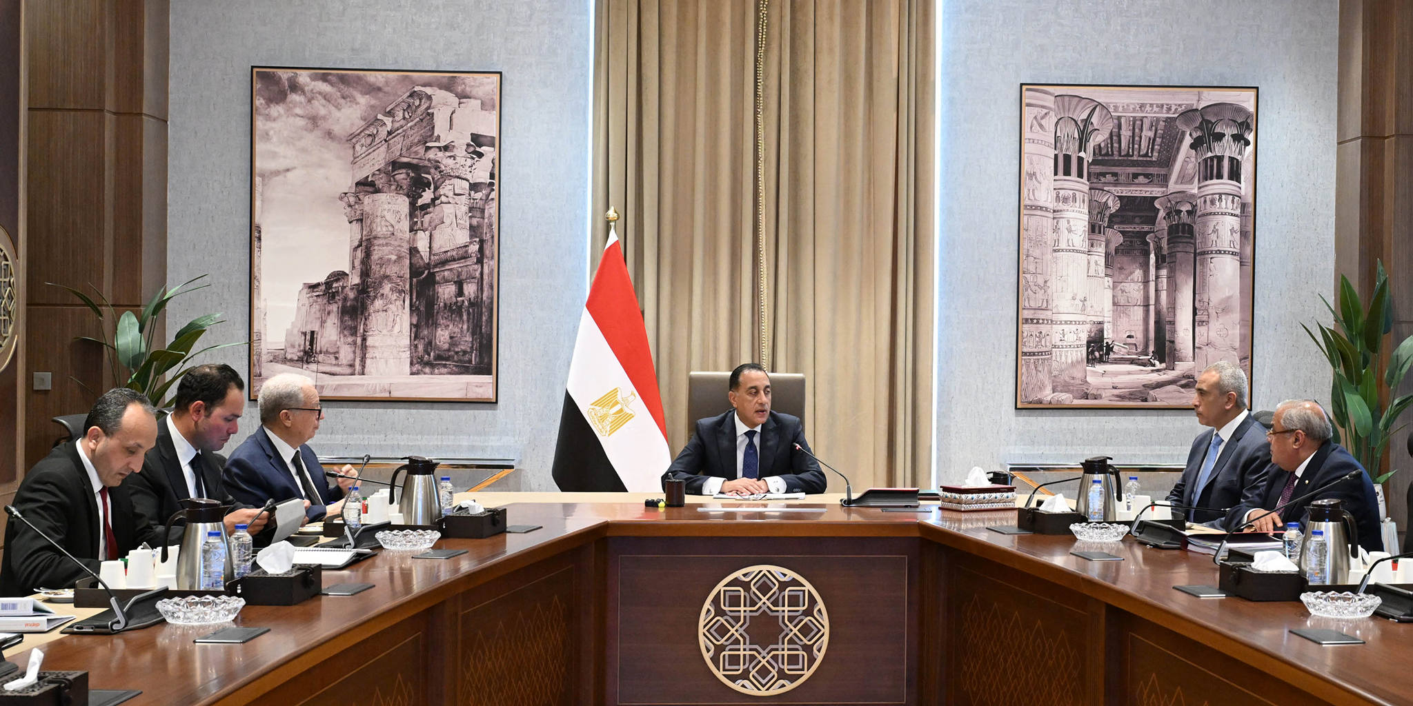 Egypt to transfer 40 state companies to sovereign fund and list 20 on stock exchange