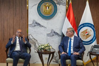 Egypt plans $4bn investment in six refinery projects, minister says