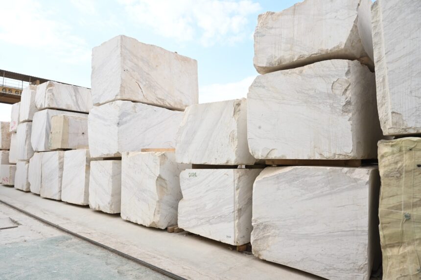 Industry Minister tours Shaq El-Thoban marble hub to boost exports, industrial integration