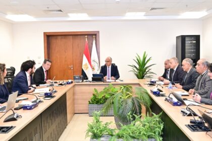 Egypt discusses water infrastructure projects, Kitchener Drain development with EBRD