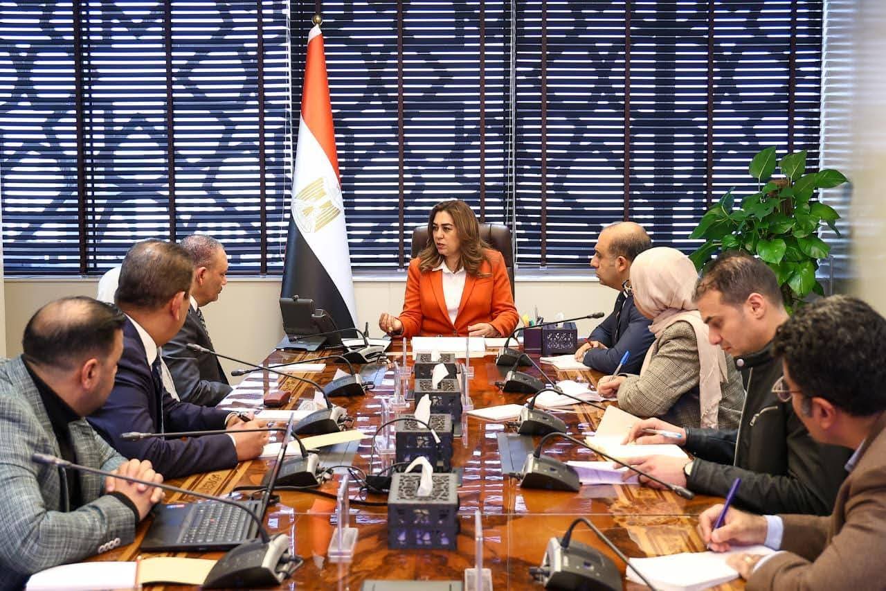 Environment Minister discusses $15.6m biodiesel plant with Al Mana to recycle used cooking oil