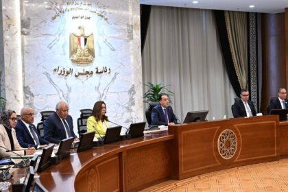 Madbouly orders tighter market inspections to ensure goods availability, fair pricing